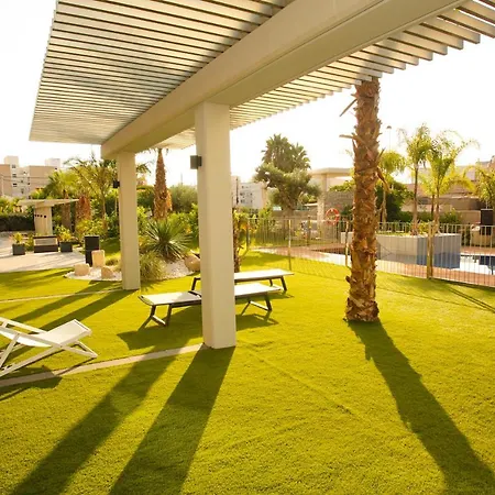 Apartment Lovely With Pool, Ac And A Great Terrace *