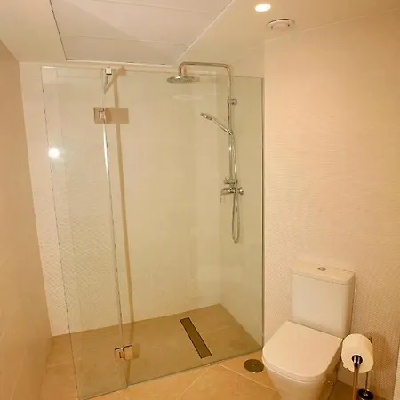 Lovely With Pool, Ac And A Great Terrace Apartment
